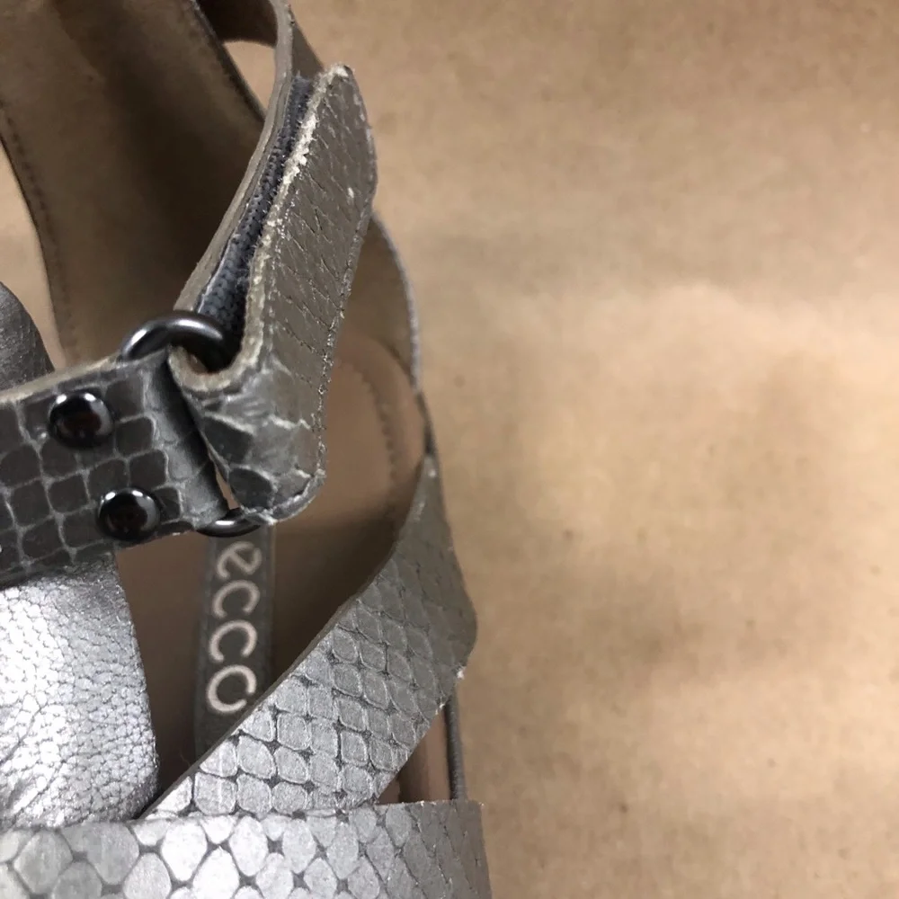 Ecco Gladiator Sandals size EU 38/ 7-7.5